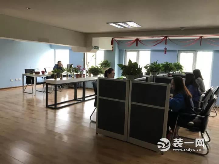 济南城市人家装饰公司内部图